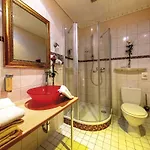 Historischer Krug Szálloda 4*