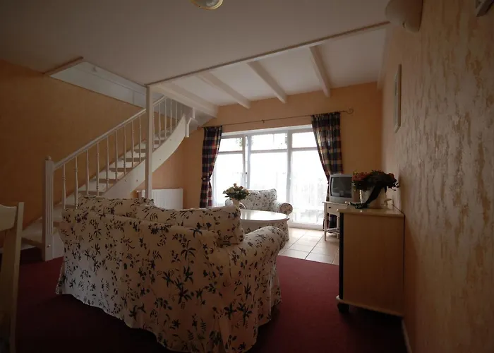 Historischer Krug 4*